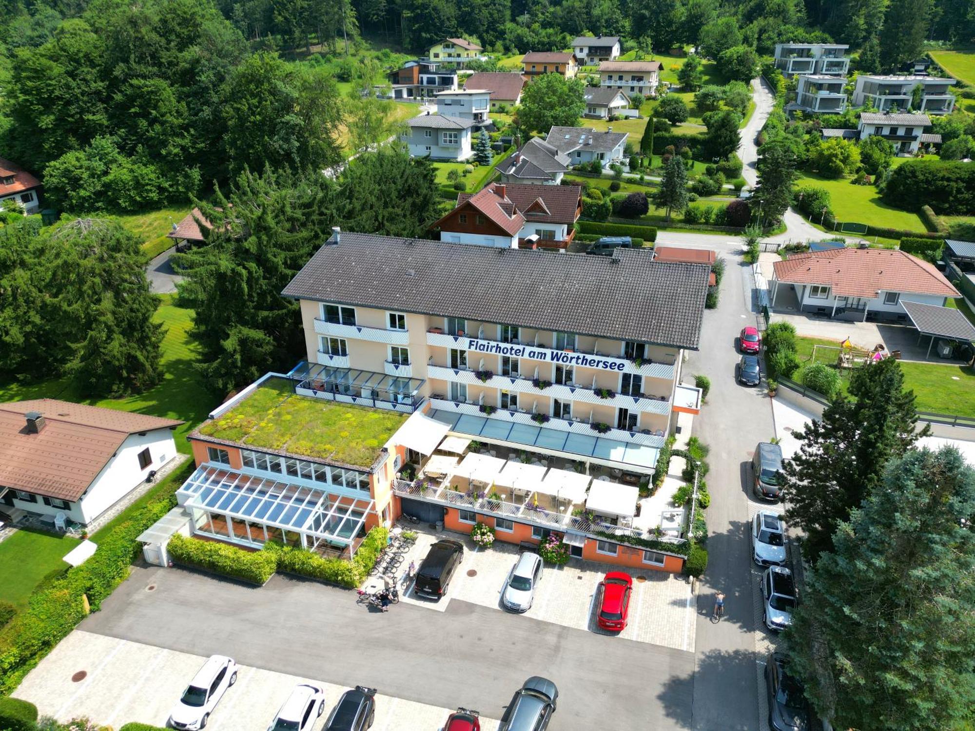 Flairhotel Am Woerthersee Фельден-ам-Вертерзе Екстер'єр фото